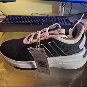 ADIDAS RACER TR23 Core Sandy Pink / Core Black